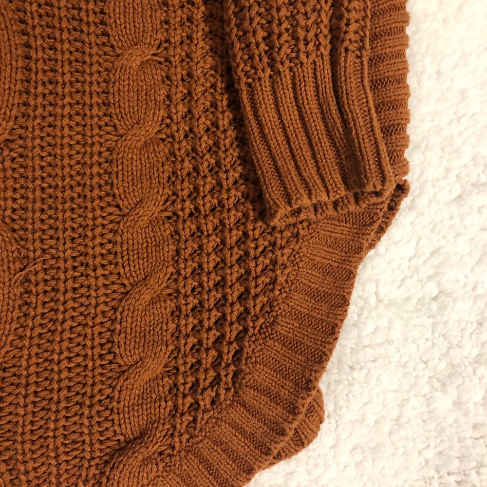 Sweater - Picture 2 of 2